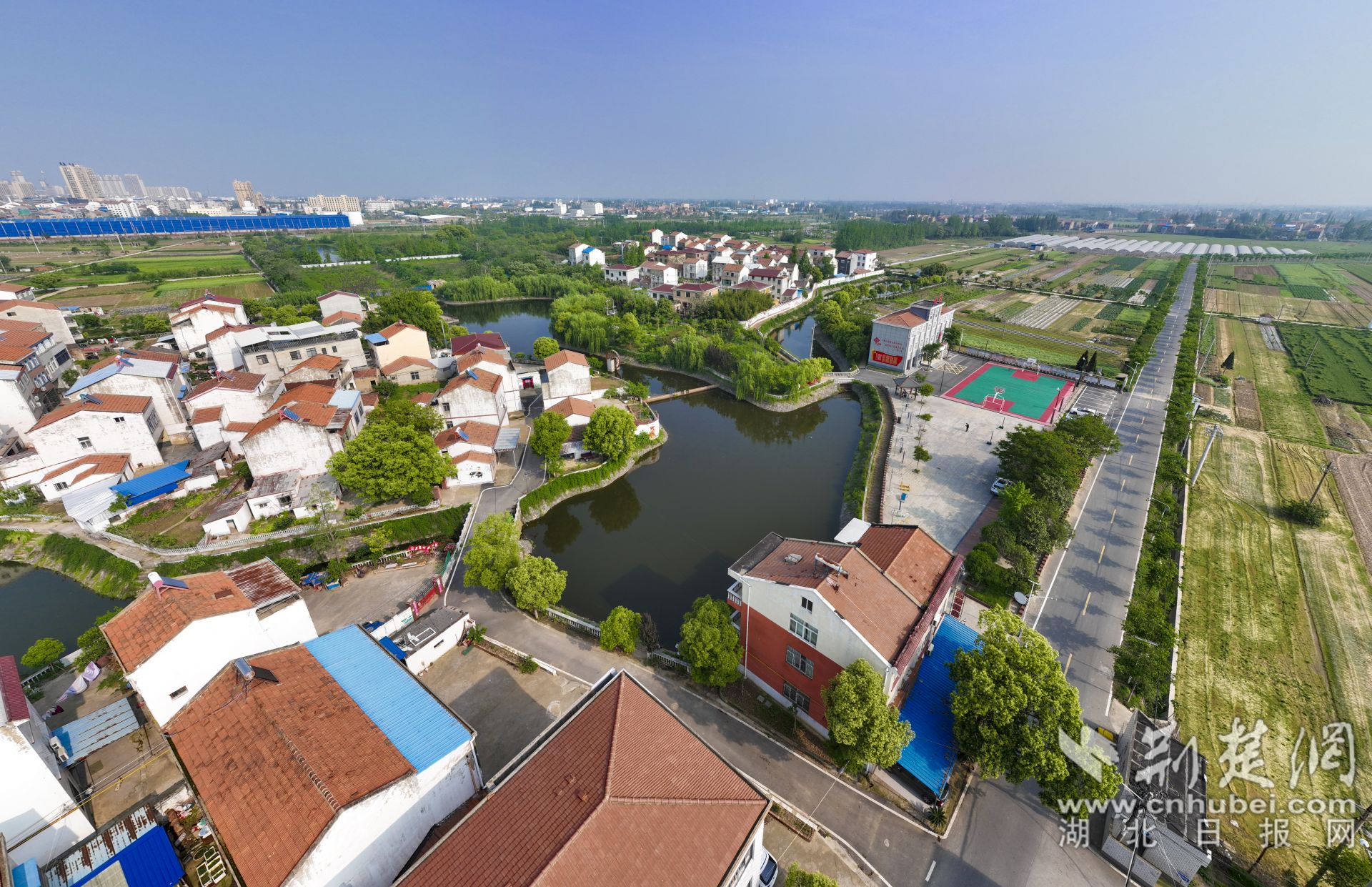 圖為湖北省美麗鄉(xiāng)村云夢縣城關(guān)鎮(zhèn)西王村全貌。.jpg.jpg